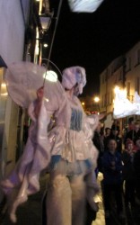 h) Araya & Christmas Lantern Parade